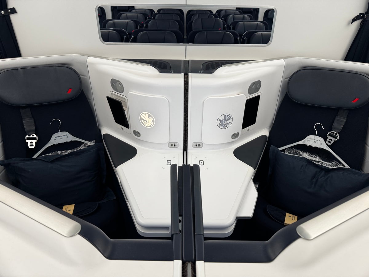 Air France A350 900 business center seats
