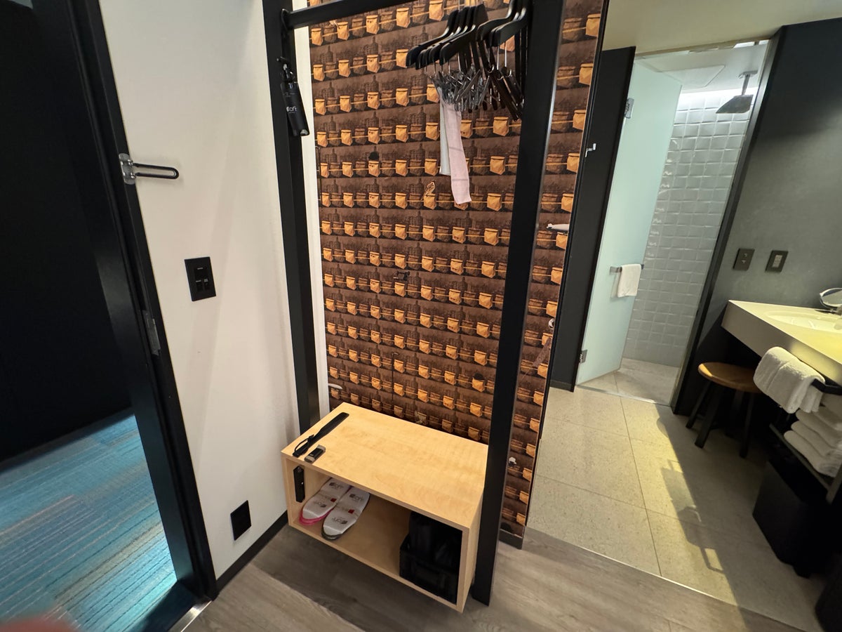 Aloft Tokyo Ginza Closet