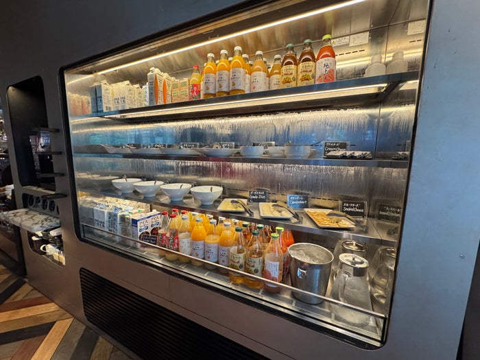 Aloft Tokyo Ginza The Warehouse Fridge juices Aloft Tokyo Ginza The Warehouse Fridge juices
