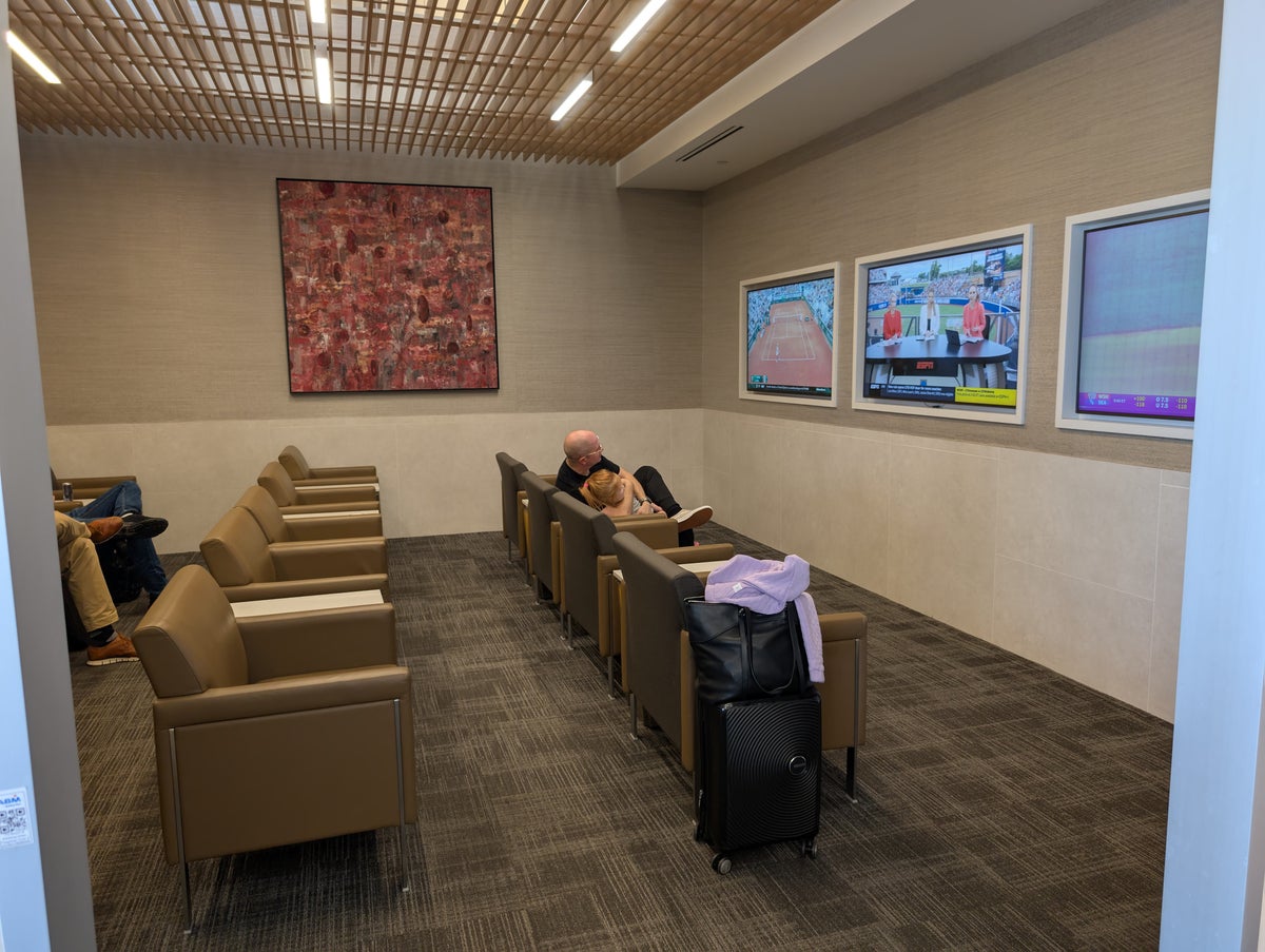 American Airlines Flagship Lounge DFW entertainment seating