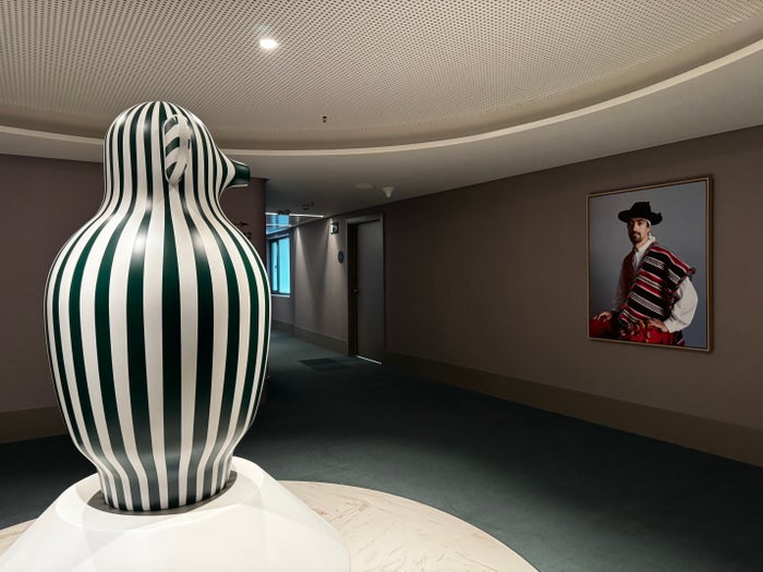 Barcelo Torre de Madrid hallway art