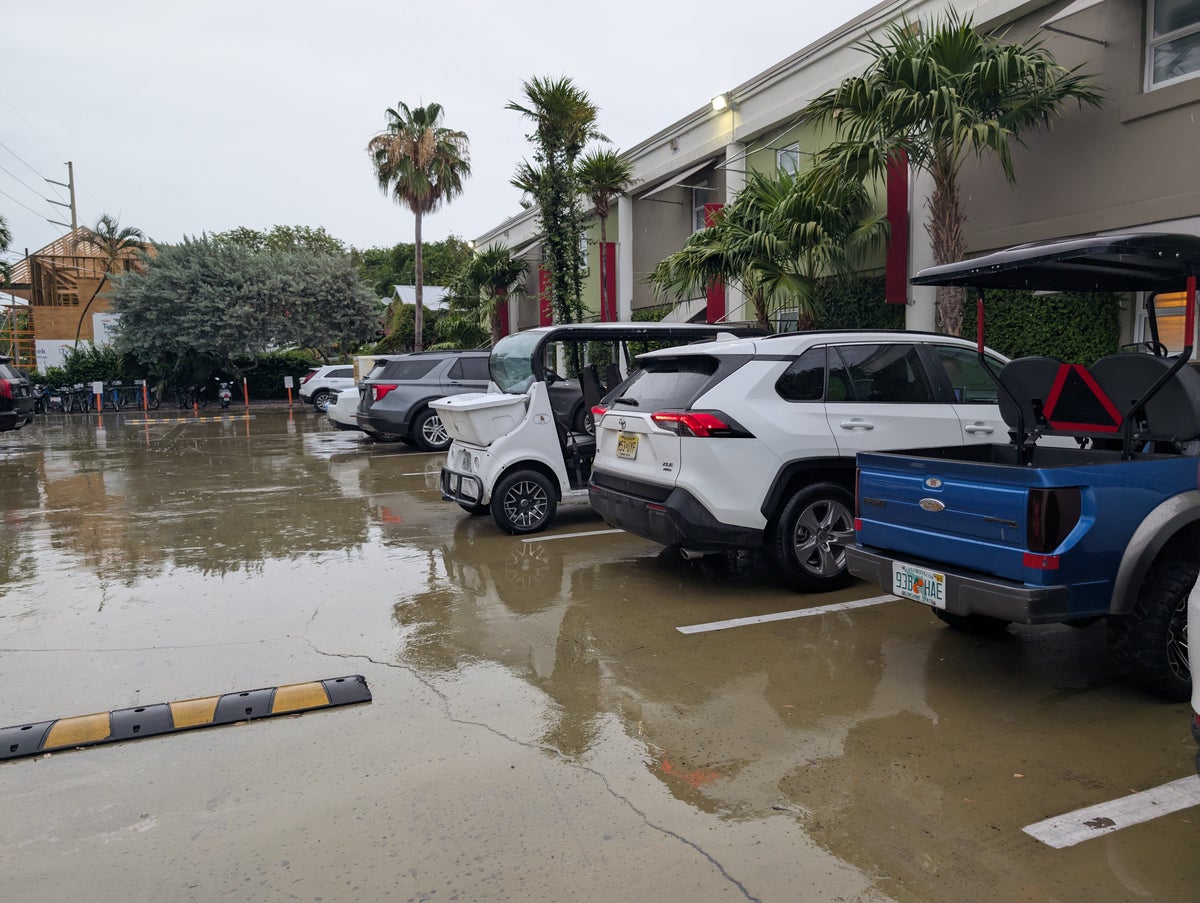 Best Western Hibiscus Motel Key West parking lot