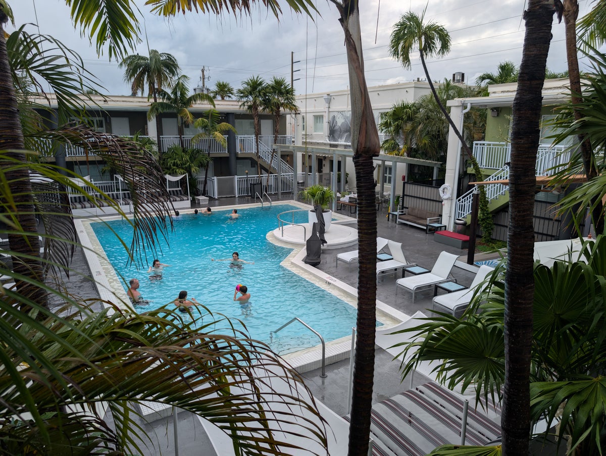 Best Western Hibiscus Motel Key West upgraded room pool view