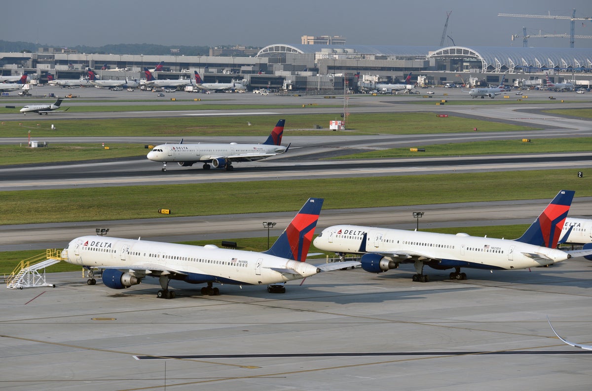 Delta ATL Atlanta airport overview