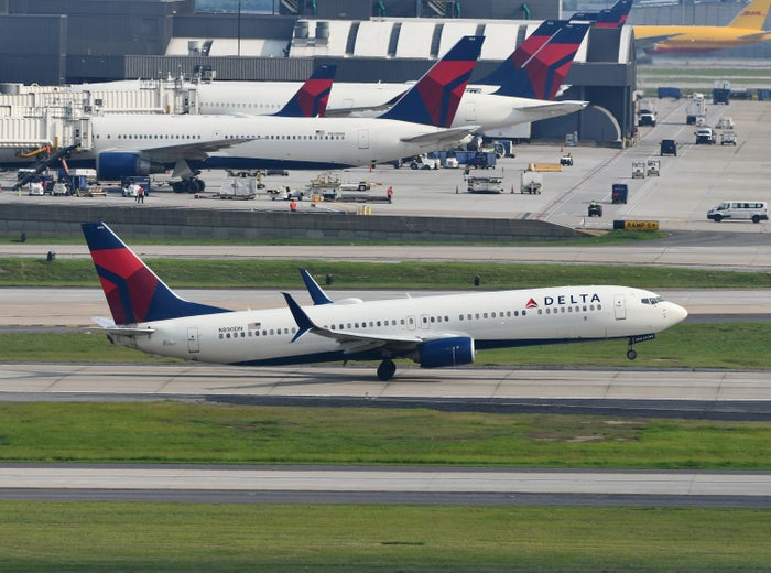 Targeted Delta Offer: Earn 500 SkyMiles Just for Enrolling in Delta Business Traveler