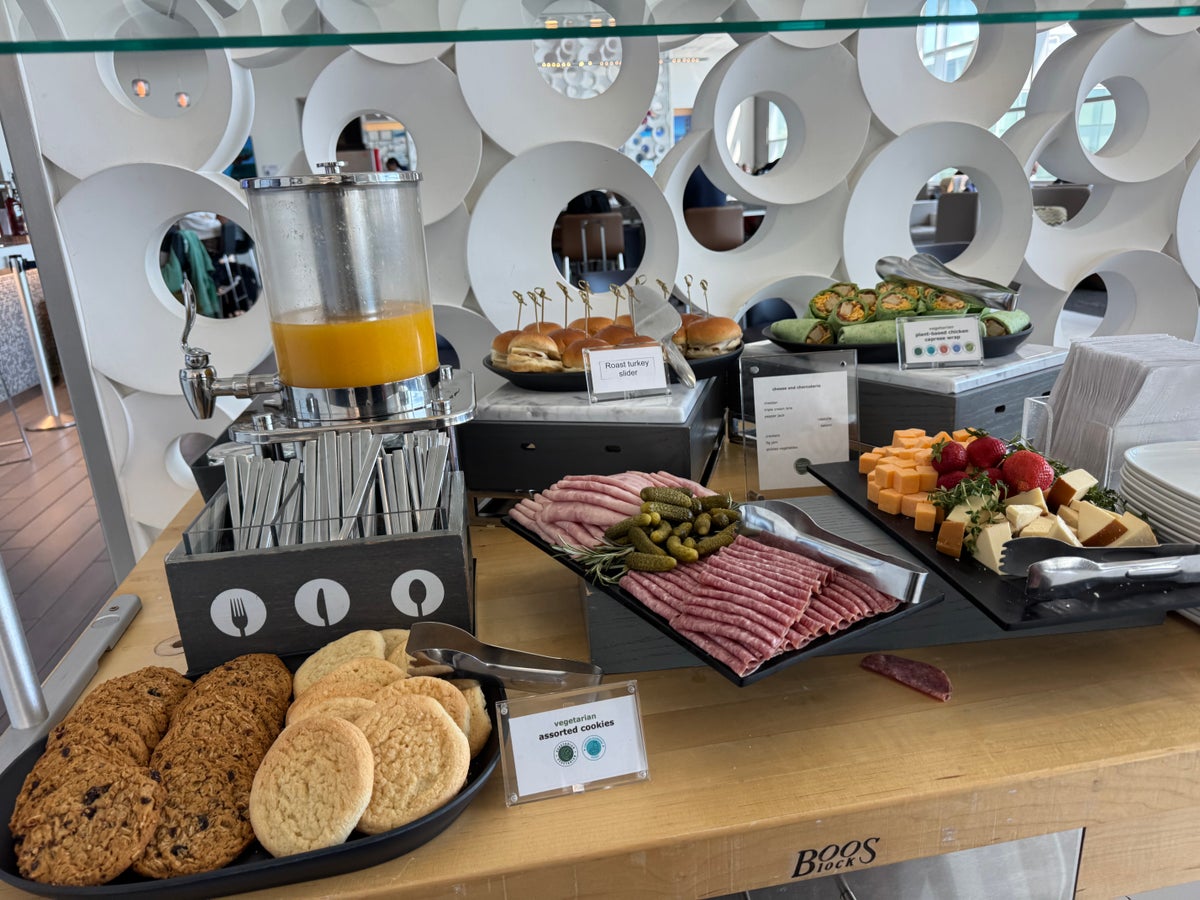 Delta Sky Club SFO Cookies