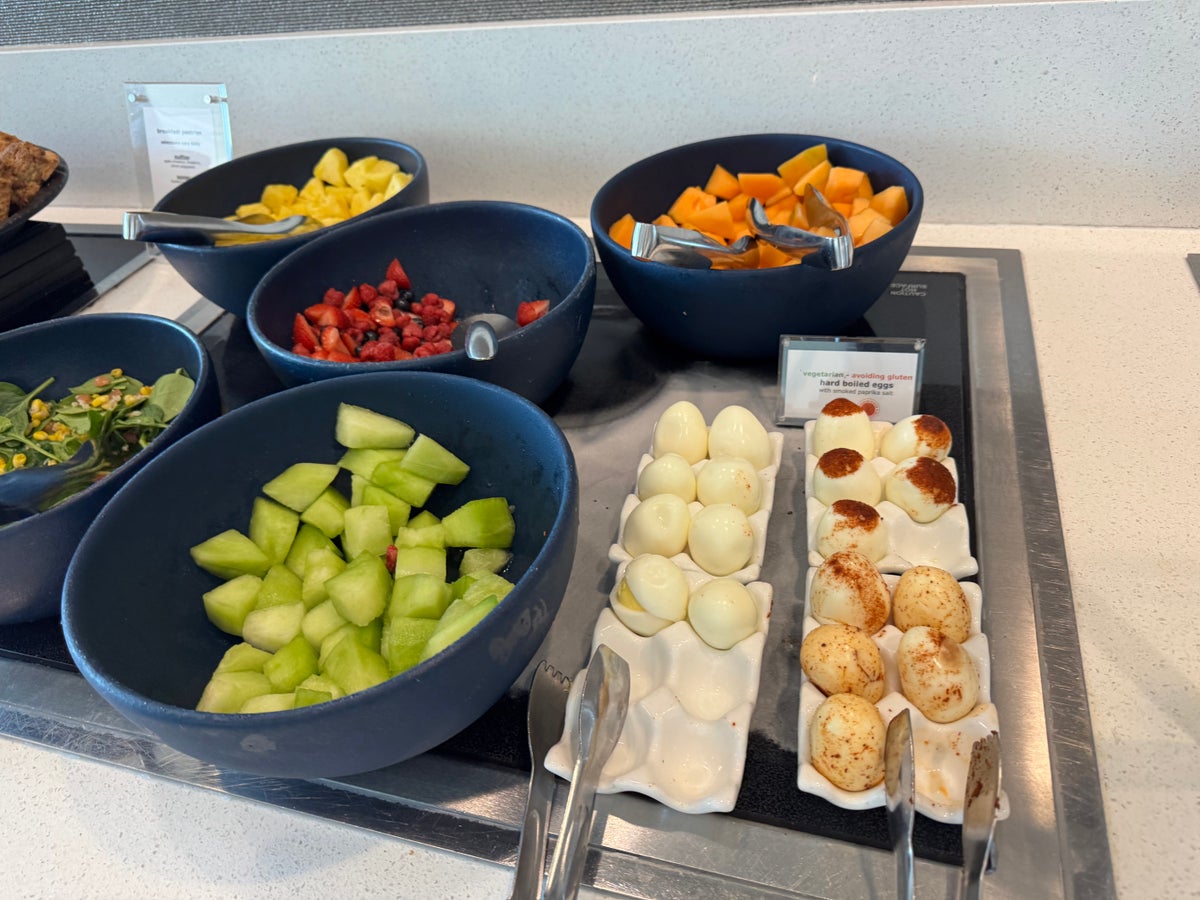 Delta Sky Club SFO Fruits Eggs
