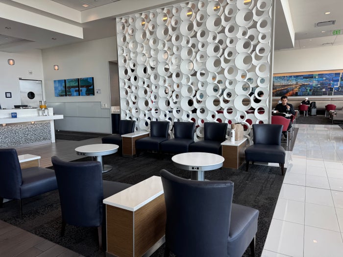 Delta Sky Club SFO Seats
