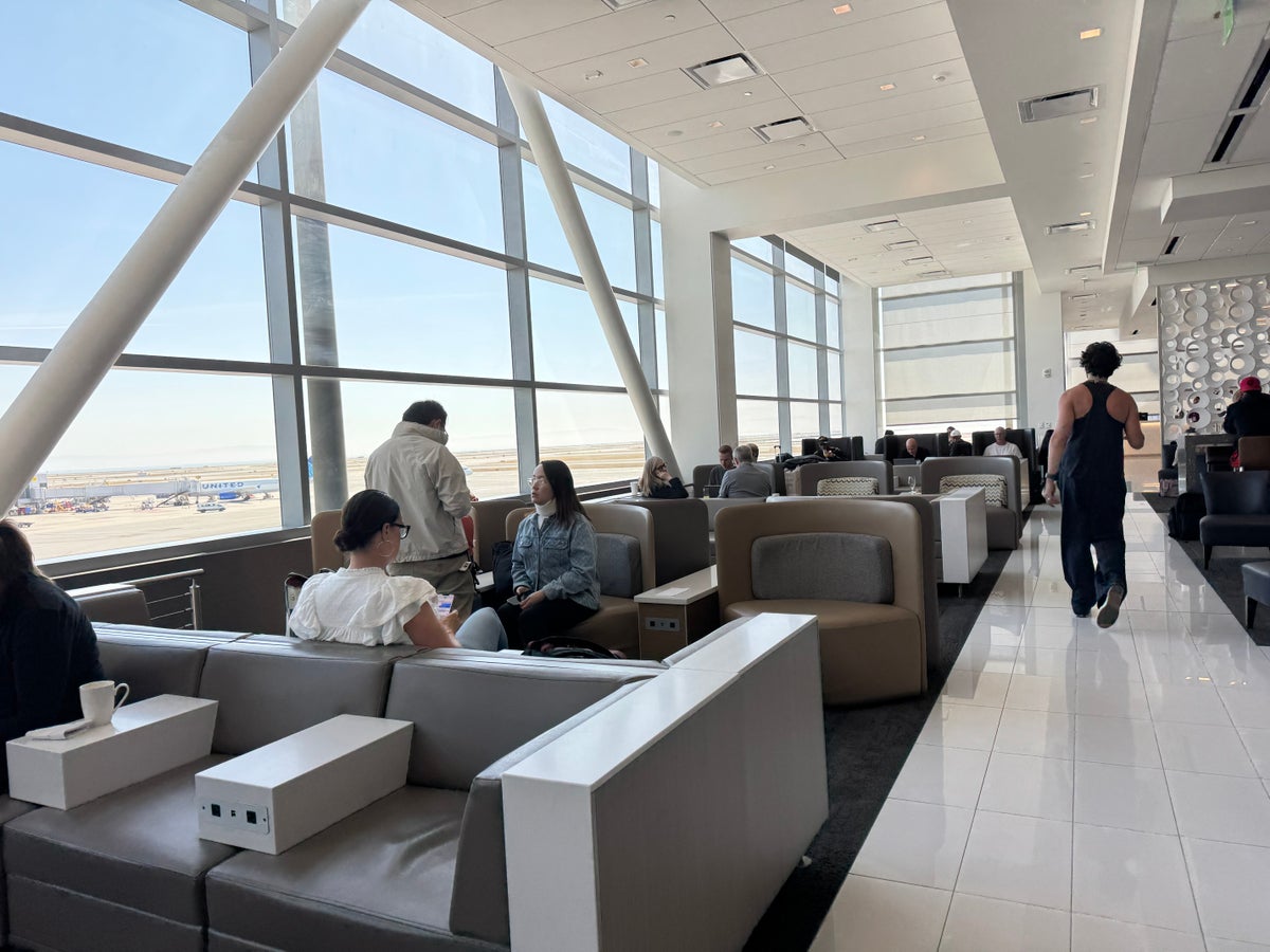 Delta Sky Club SFO Window Seating