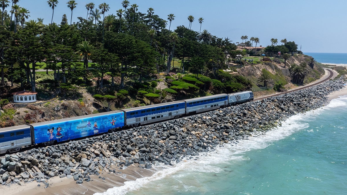 Save on Disneyland Tickets With New Amtrak Promotion