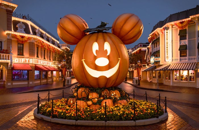Disneyland Halloween pumpkin 2025 Disneyland Halloween pumpkin 2025