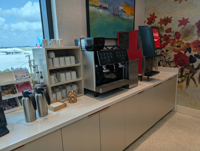 Escape Lounge FLL food and beverages back drink station