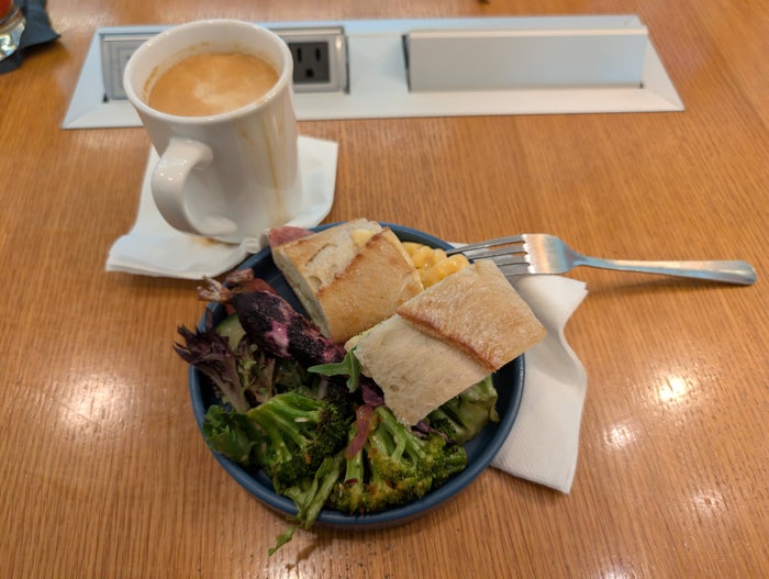 Escape Lounge FLL food and beverages plate