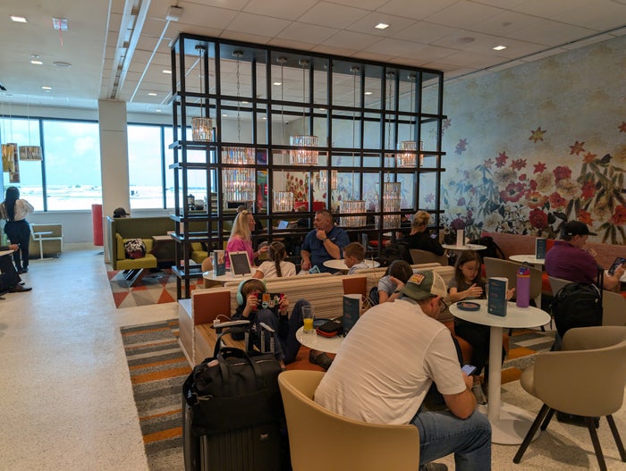 Escape Lounge FLL seating open