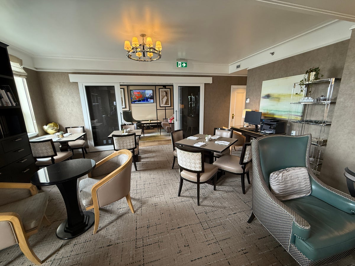 Fairmont Le Château Frontenac Club Lounge