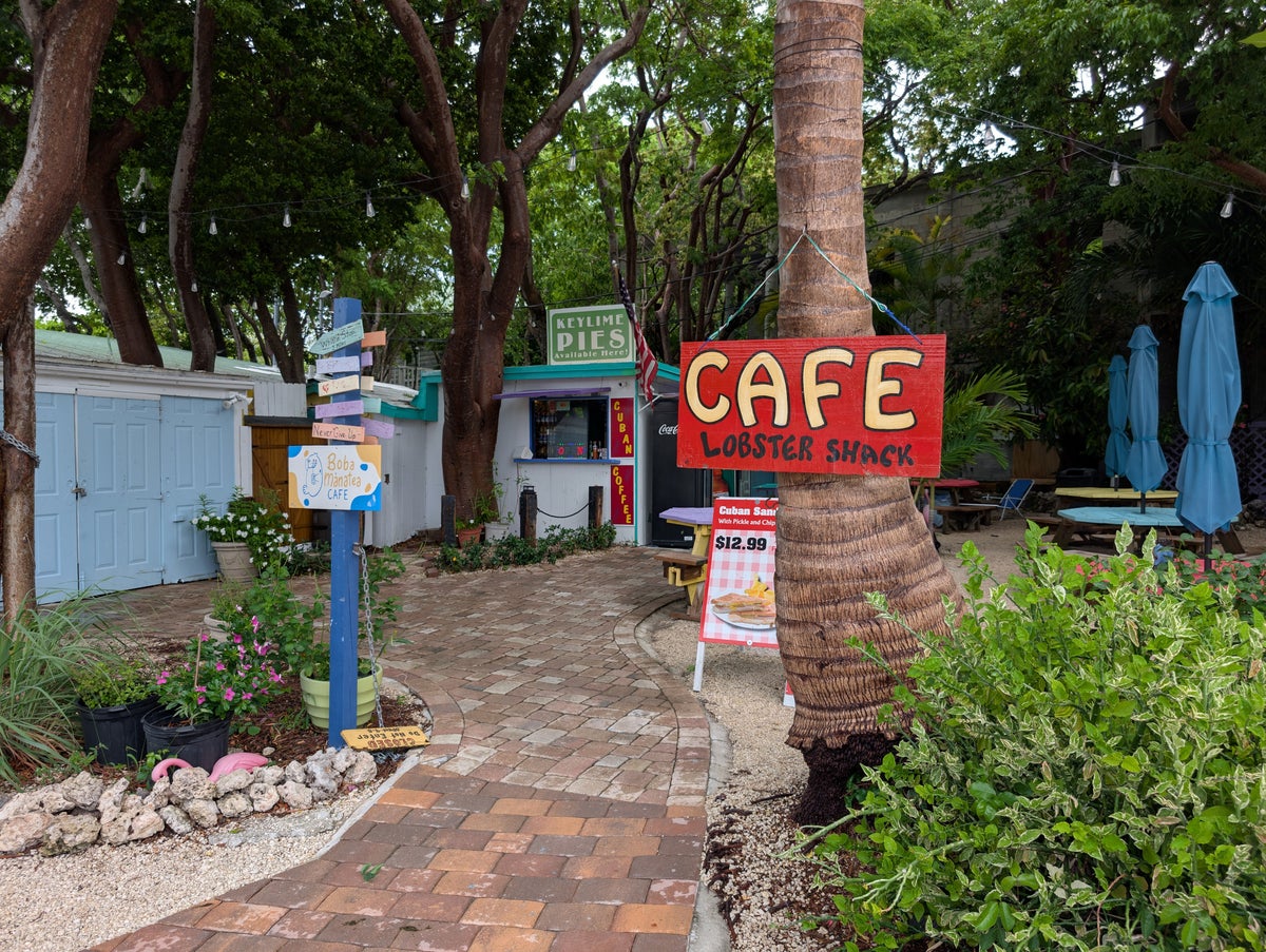 Florida Overseas Highway road trip Rain Barrel Village lobster shack cafe