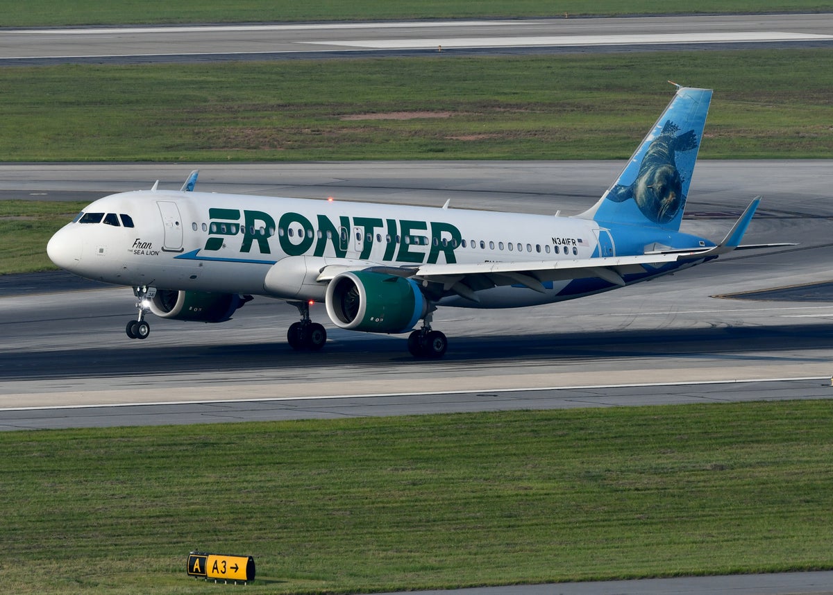 Frontier A320neo Landing ATL