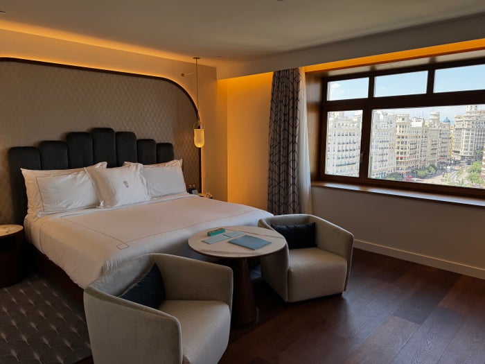 Stay 3 or 4 Nights, Get 1 Free: The Ultimate Guide To Getting a Hotel Night at No Extra Cost