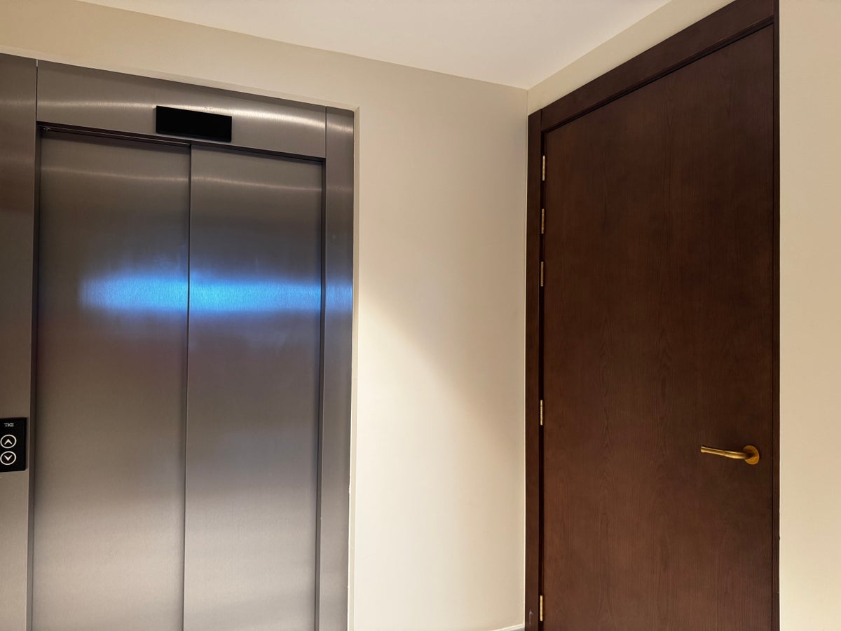 Grand Hotel Centenari Valencia Marriott Autograph Collection extra elevator