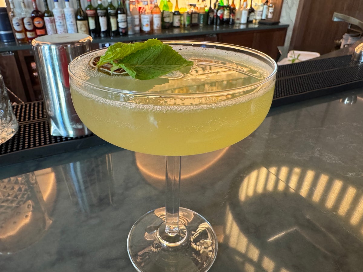 Grand Hotel Centenari Valencia Marriott Autograph Collection restaurant mojito