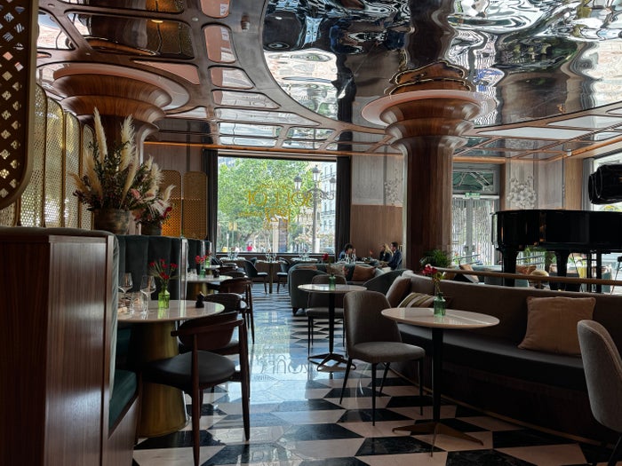 Grand Hotel Centenari Valencia Marriott Autograph Collection restaurant near seating Grand Hotel Centenari Valencia Marriott Autograph Collection restaurant near seating