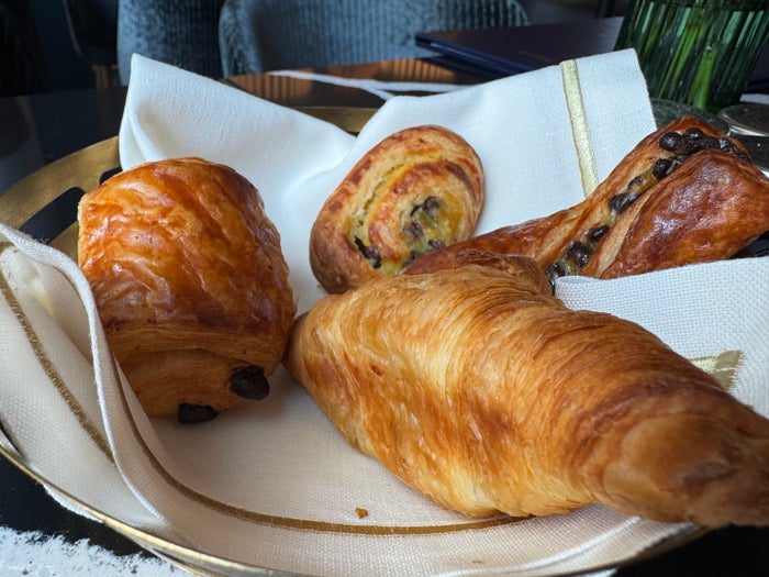 Grand Hotel Centenari Valencia Marriott Autograph Collection restaurant pastries Grand Hotel Centenari Valencia Marriott Autograph Collection restaurant pastries