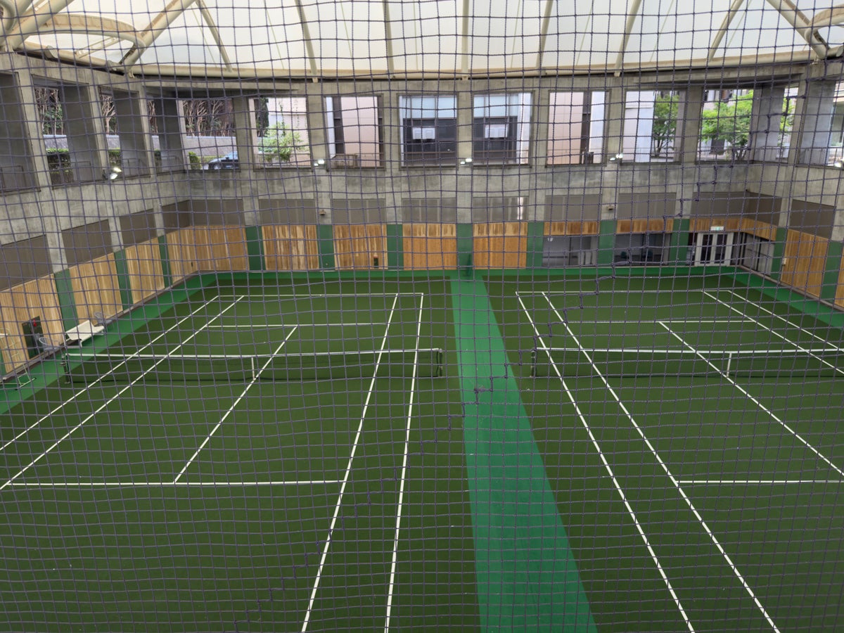 Hilton Odawara Resort indoor tennis court