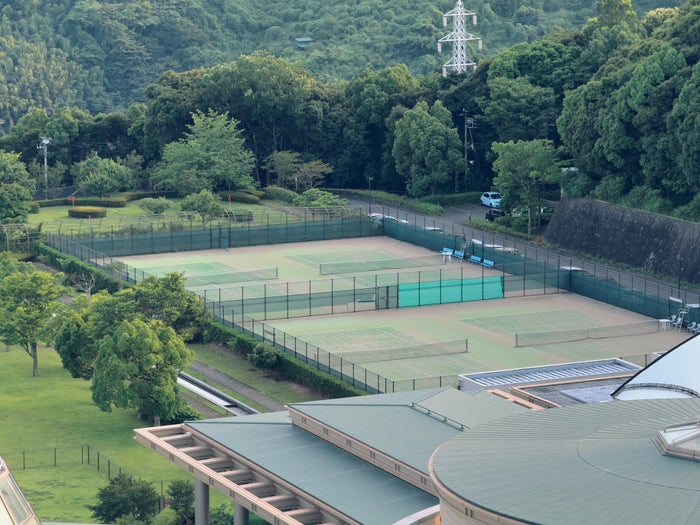 Hilton Odawara Resort outdoor tennis court Hilton Odawara Resort outdoor tennis court