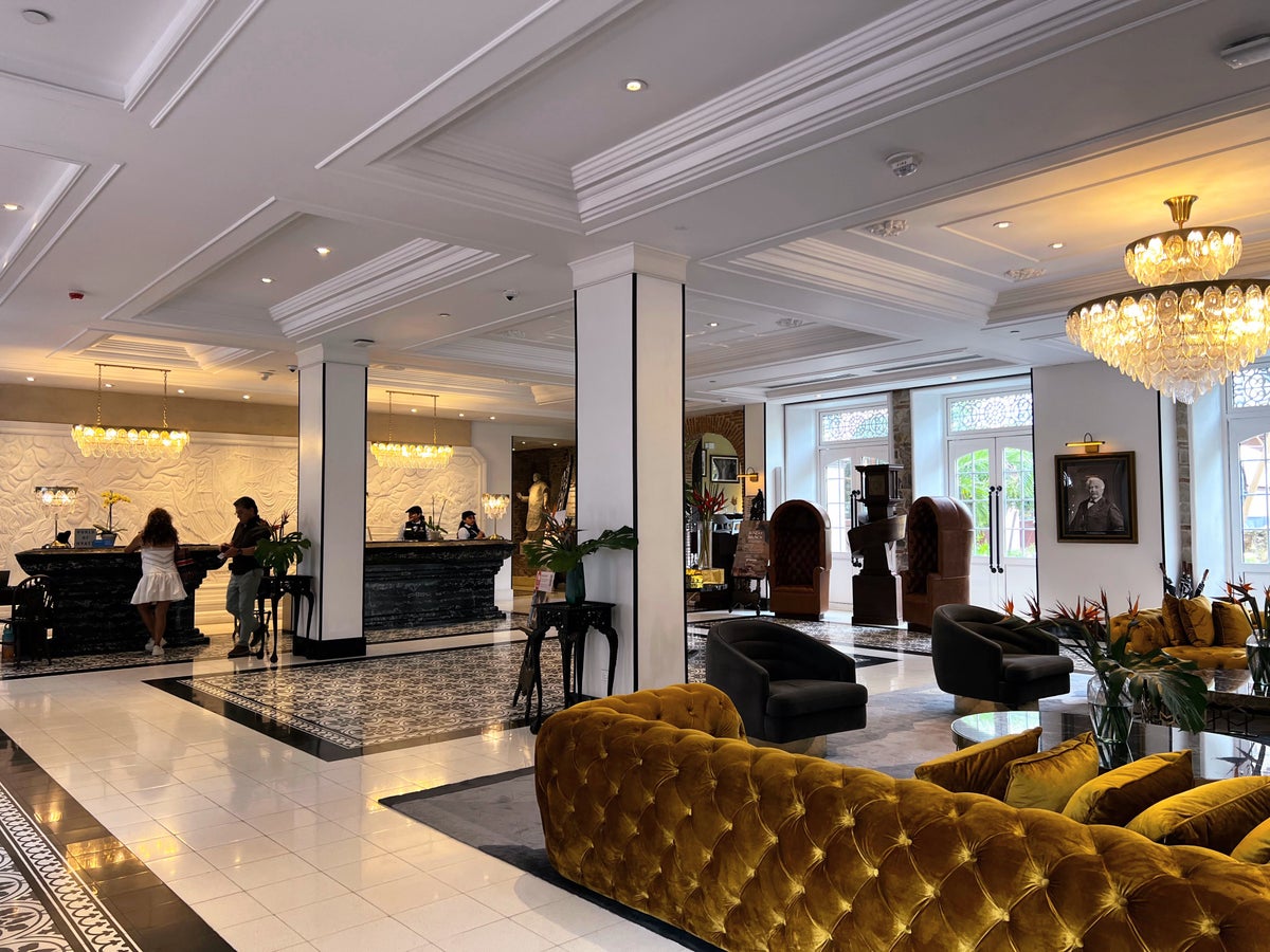 Hotel La Compania Panama City lobby