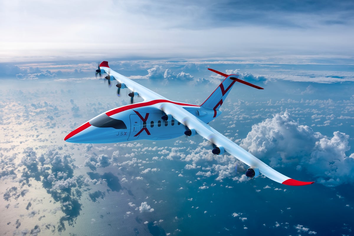 JSX Aura Aero Era 19 seat hybrid plane