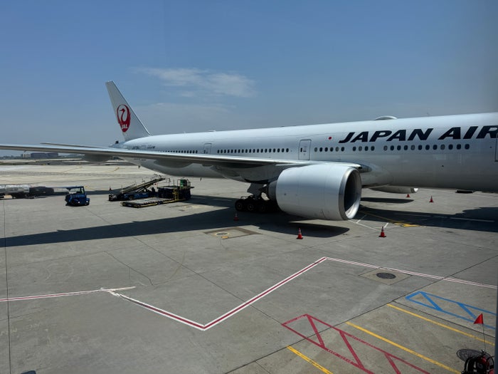 Japan Airlines Boeing 777 300