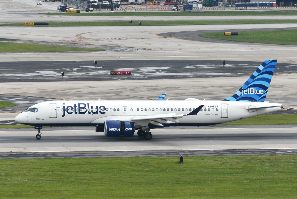 Earn up to 350K Points and 25 Years of Mosaic Status With New JetBlue Promo
