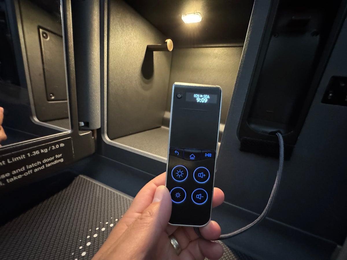 Korean Prestige 2.0 Suites IFE controller