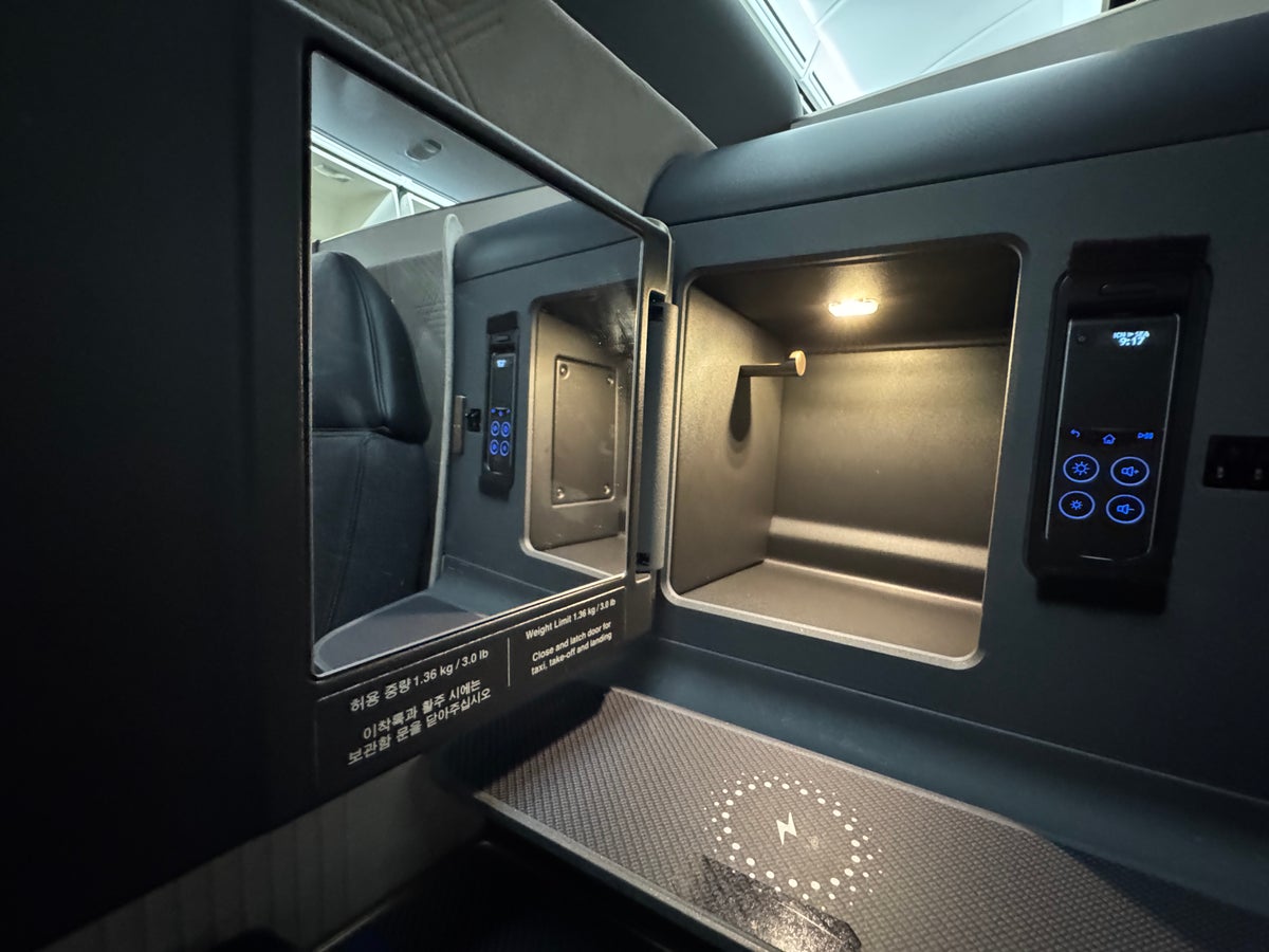 Korean Prestige 2.0 Suites storage