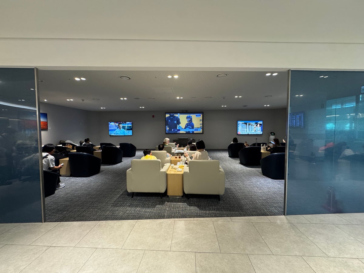 Korean Prestige Lounge room TV