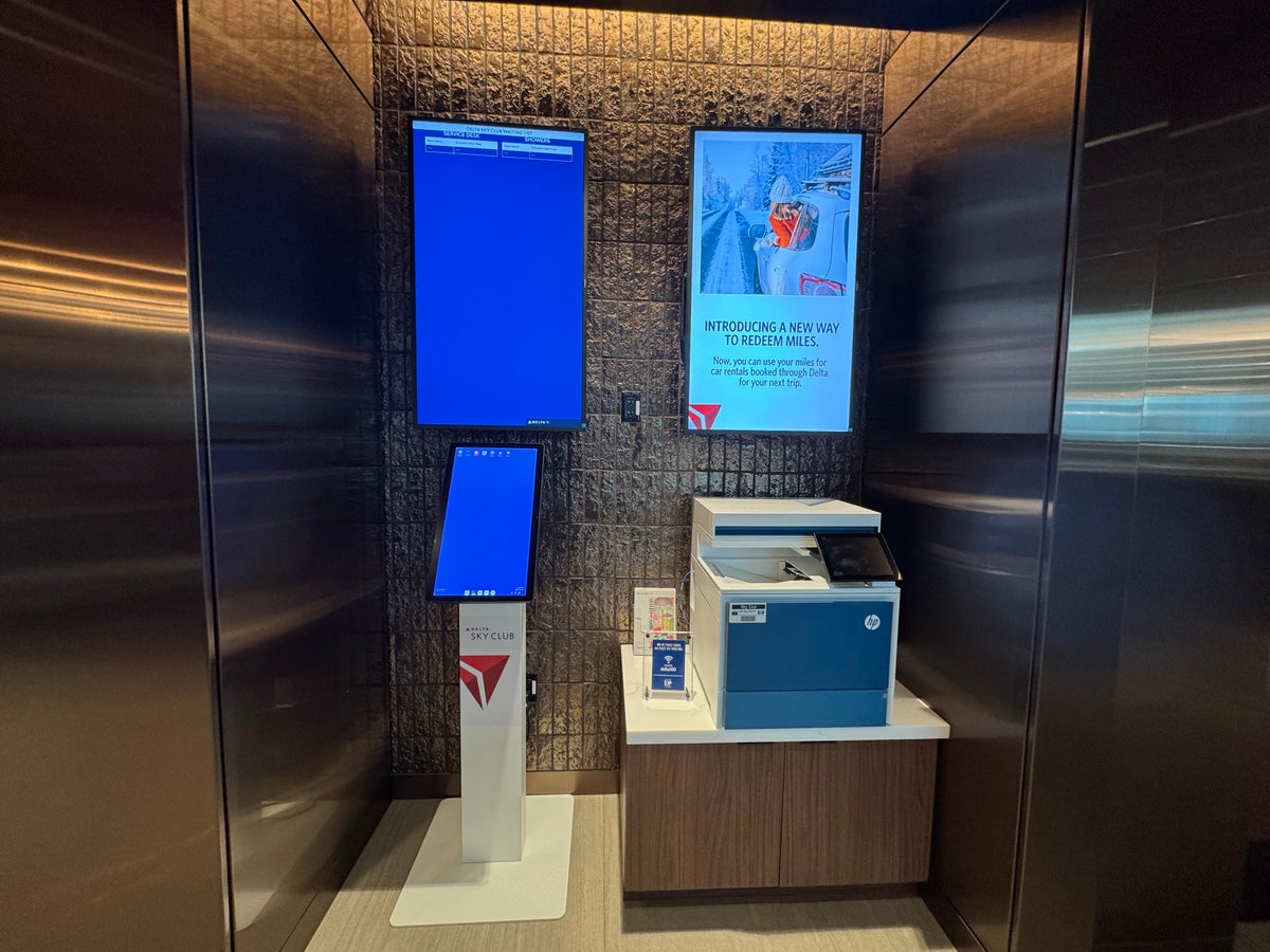 New Delta Sky Club SEA Printer