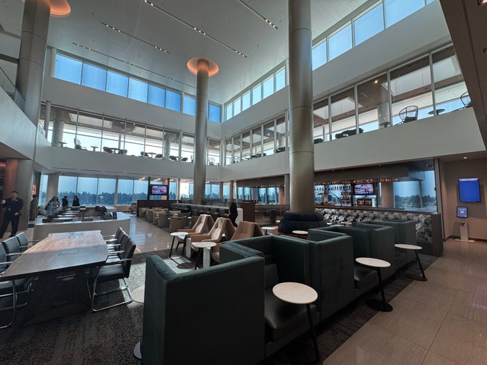 New Delta Sky Club SEA Seats New Delta Sky Club SEA Seats