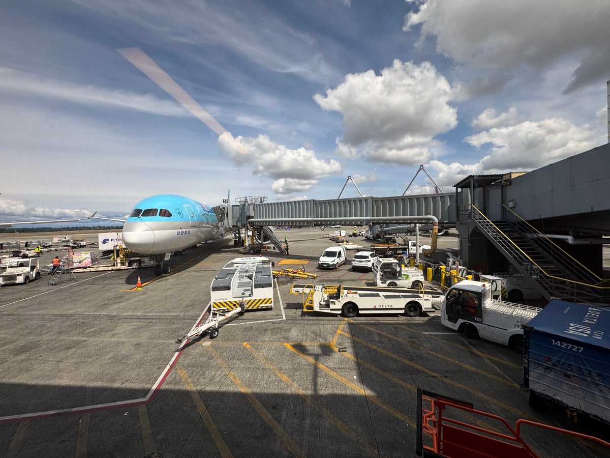 Seattle Korean Air Gate