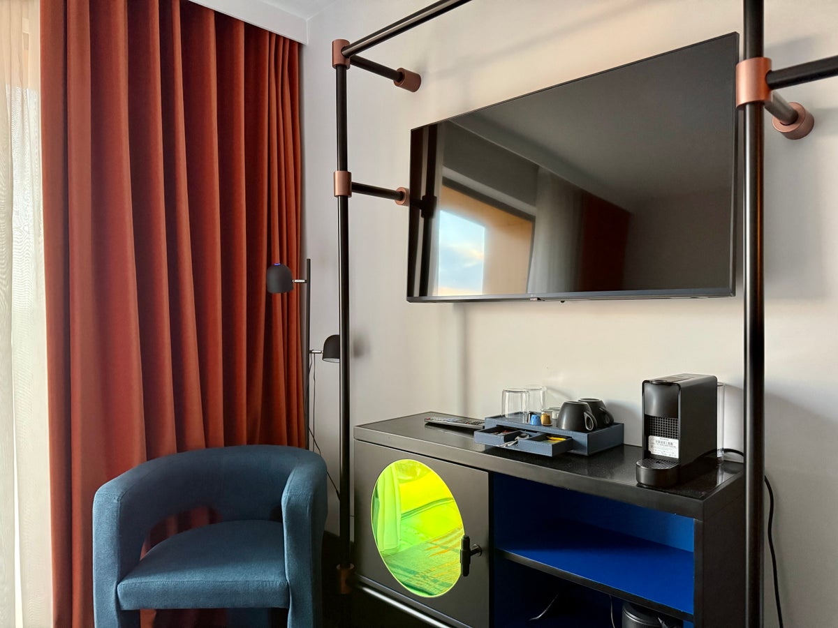 Tribe Hotel Manchester Airport bedroom