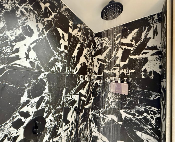 Tribe Hotel Manchester Airport showerhead Tribe Hotel Manchester Airport showerhead