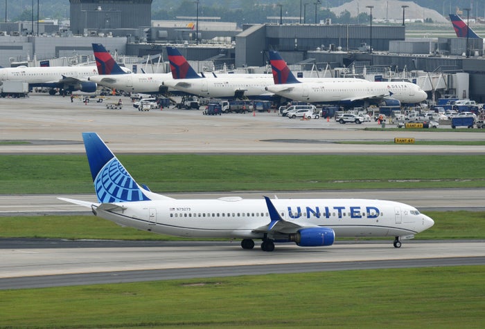 United New Routes, Qatar’s Doubtful First Class, Delta’s London Woes, and More Airline News