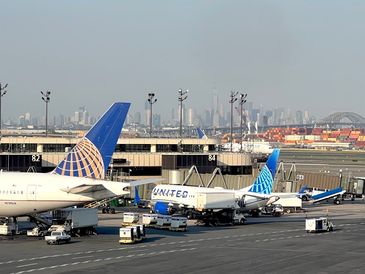 FAA Restricts Flights at Newark, Pan Am Plans a Comeback, and Other Airline News This Week