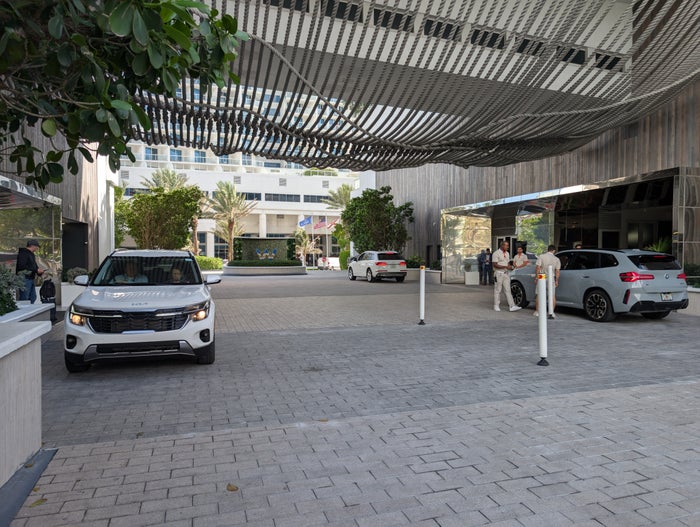 W Fort Lauderdale amenities parking garage W Fort Lauderdale amenities driveway entrance