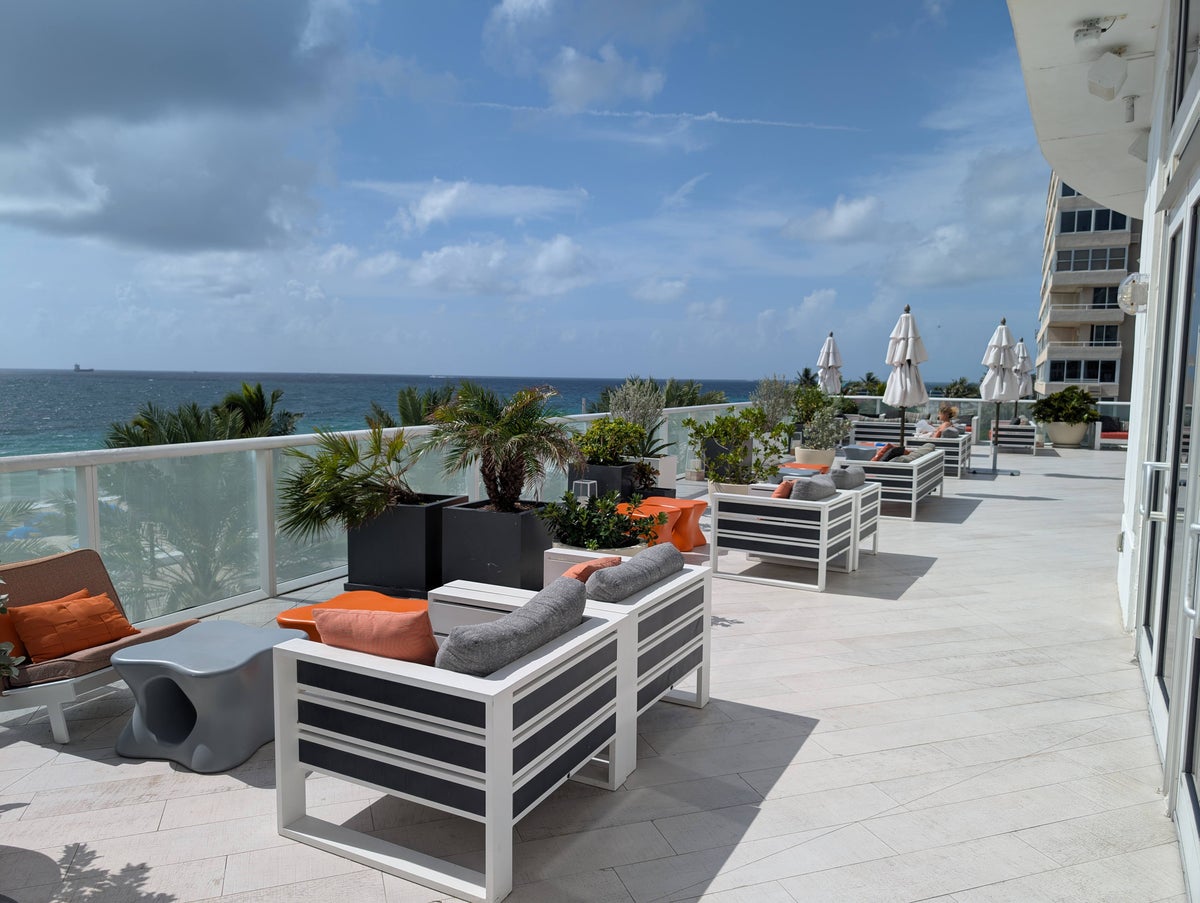 W Fort Lauderdale food and beverages The Library balcony