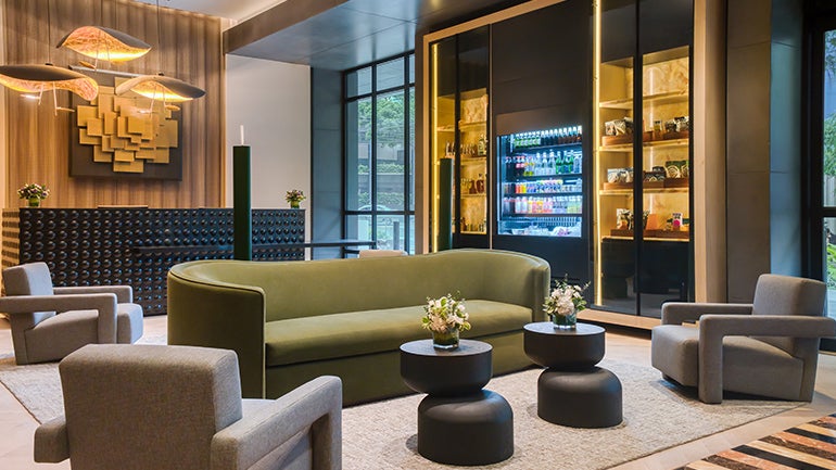 Hotel Indigo Lima Miraflores lobby
