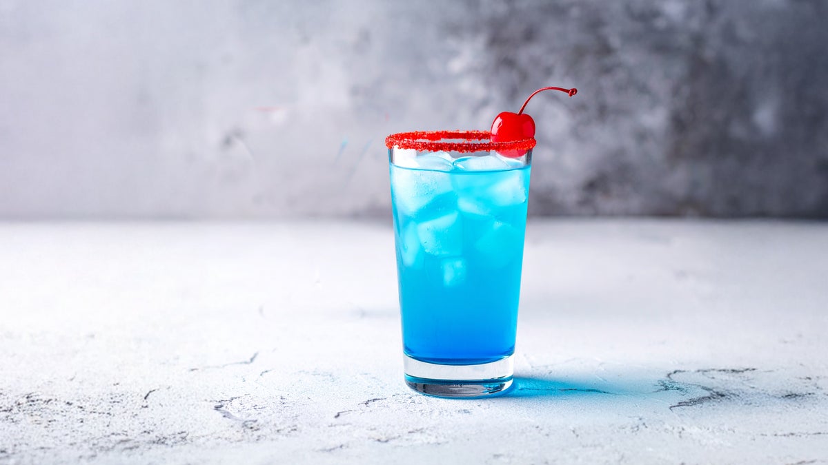 Admirals Club Superman drink