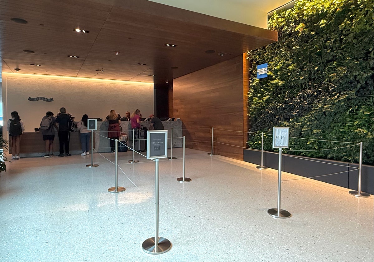 Atlanta ATL American Express Centurion Lounge entry