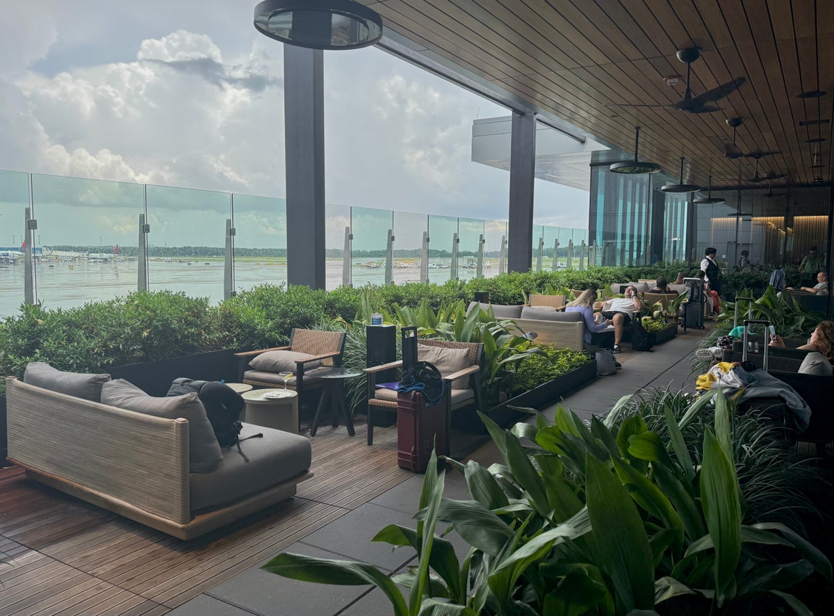 Atlanta (ATL) American Express Centurion Lounge: Location, Hours, Amenities, and More