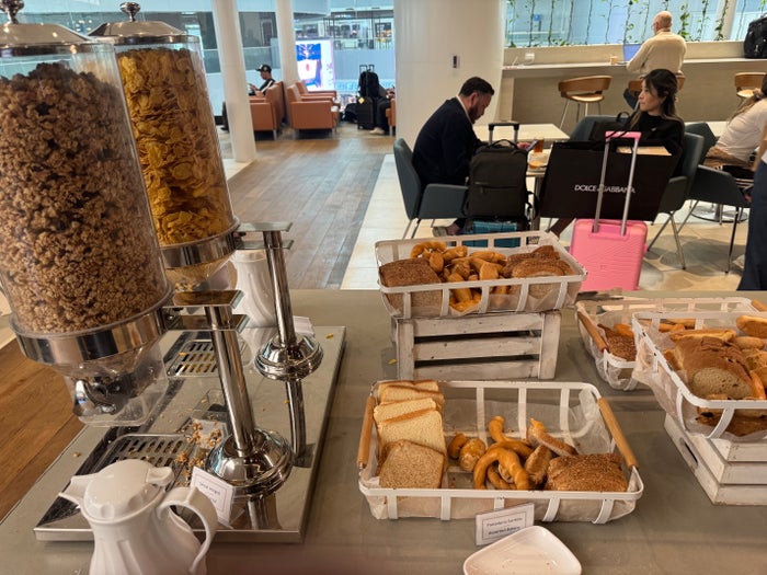 Copa Club PTY Terminal 2 buffet bread cereal Copa Club PTY Terminal 2 buffet bread cereal