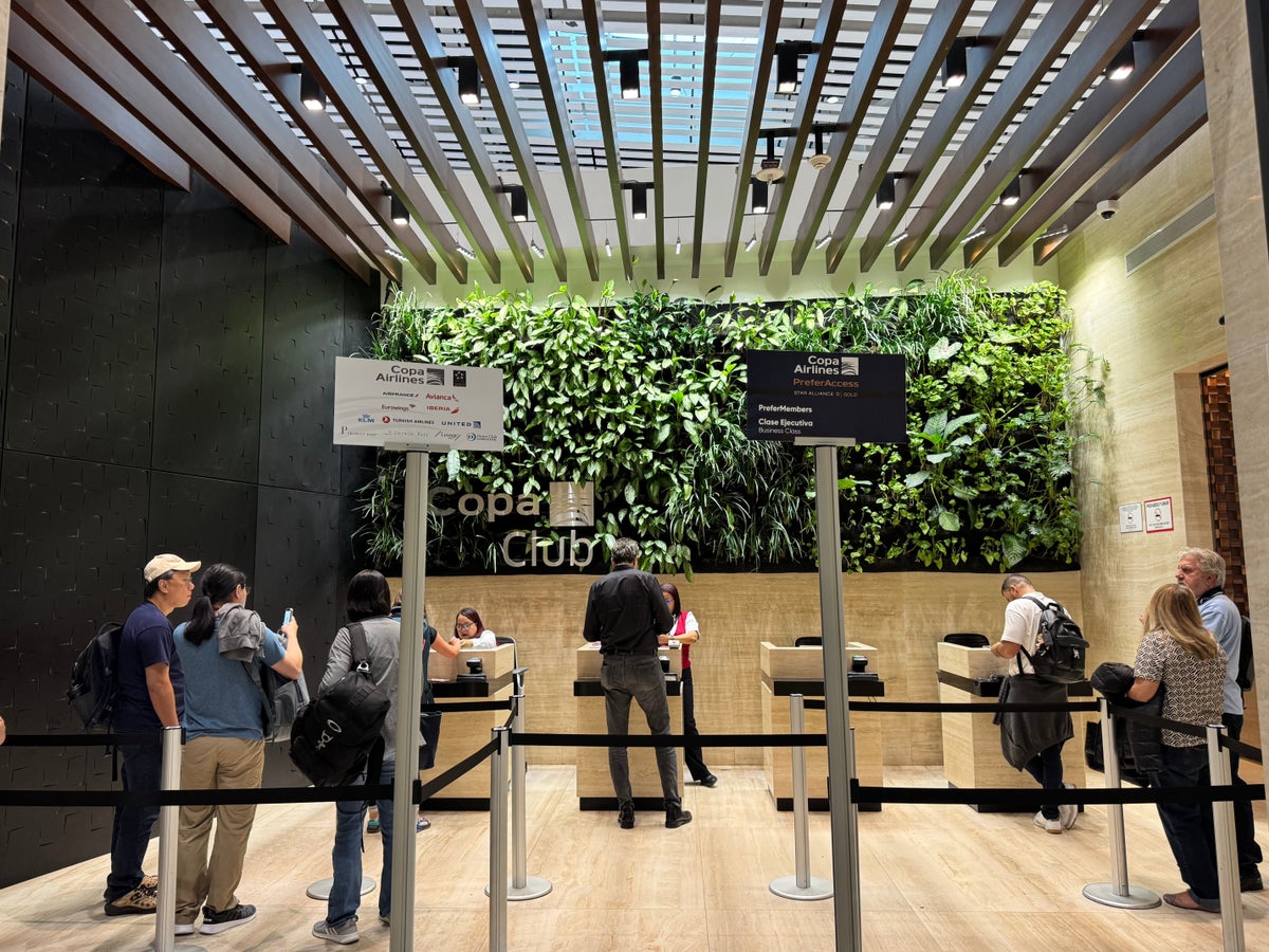 Copa Club PTY Terminal 2 check in